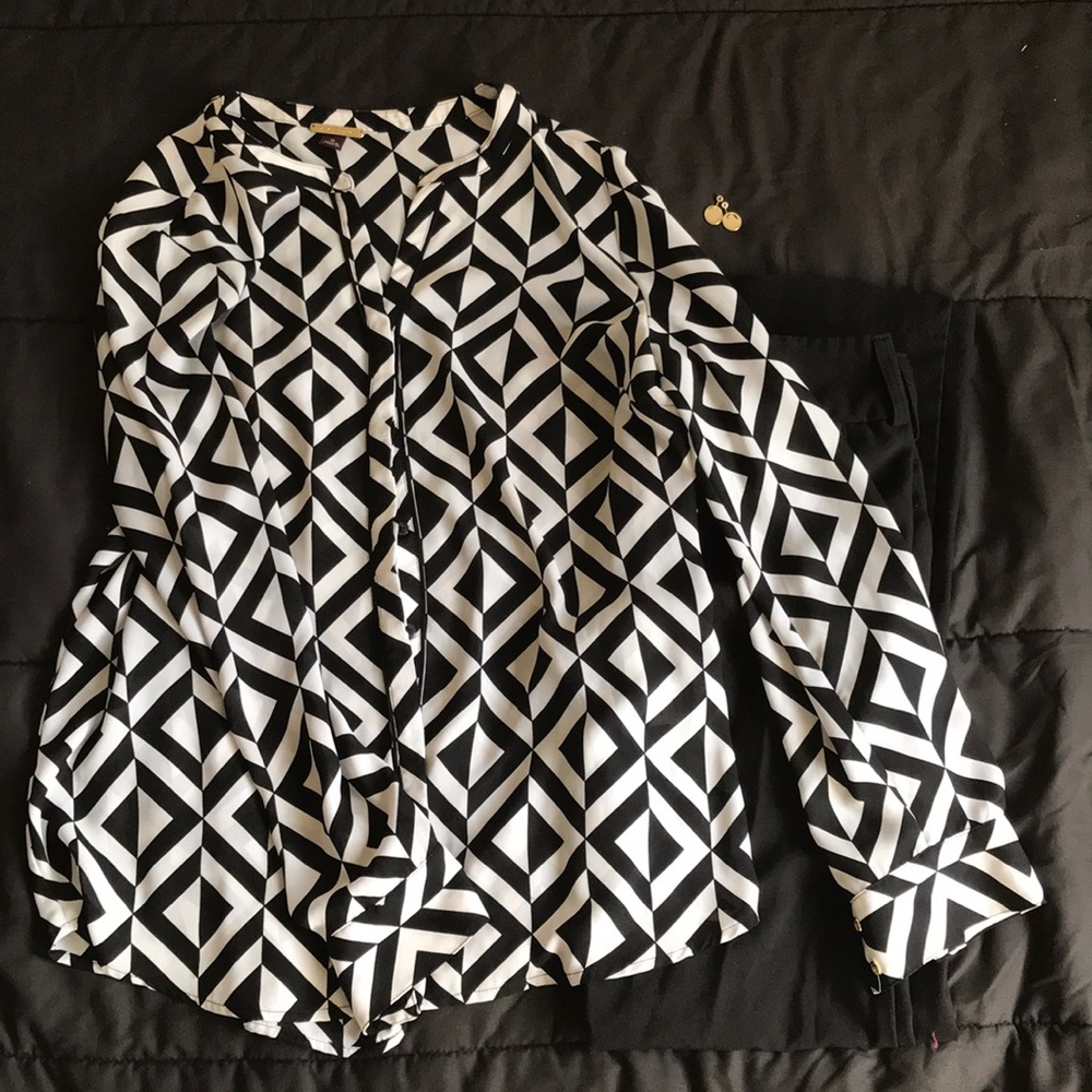 Dana Buchman Chevron Blouse